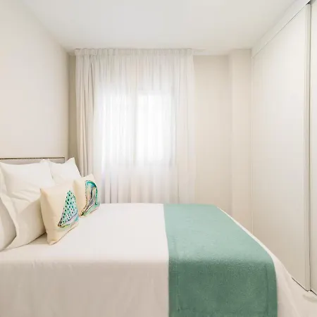4a - Avatar Las Canteras Apartment *